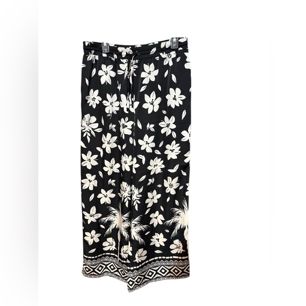 House of Harlow 1960 Satin Fairy Floral Palm Tree Wide Leg Pants